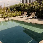 Villa Id-real Golem (Tirana)