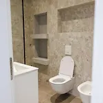 Villa Id-real Golem (Tirana)