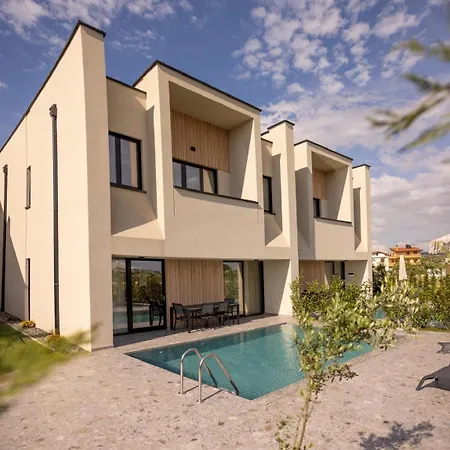 Id-real Villa