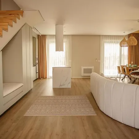 Id-real Golem (Tirana)